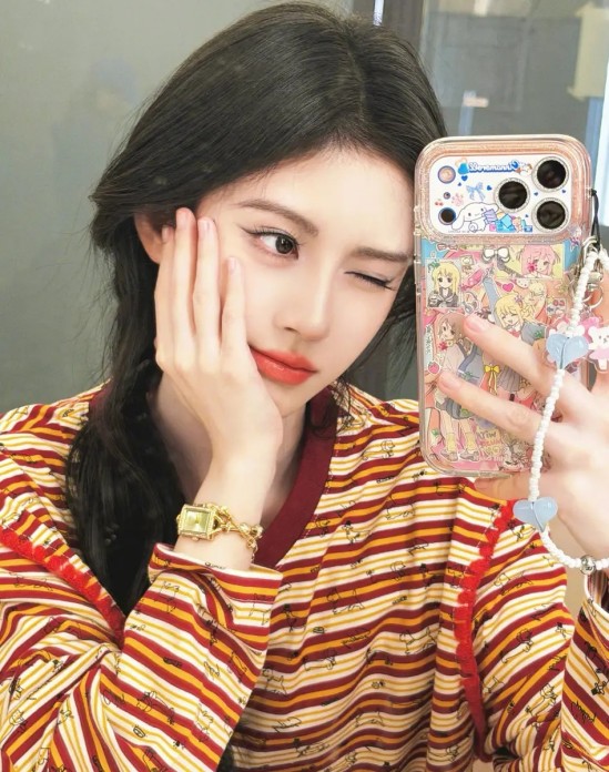 今年中概最奇葩的大厂，估计就是携程了